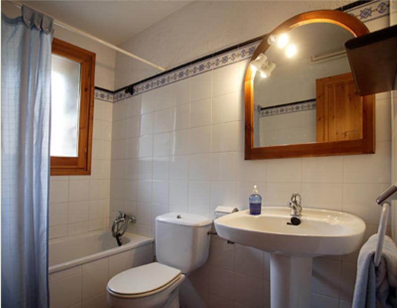 Can Janpere II Pardines Room photo