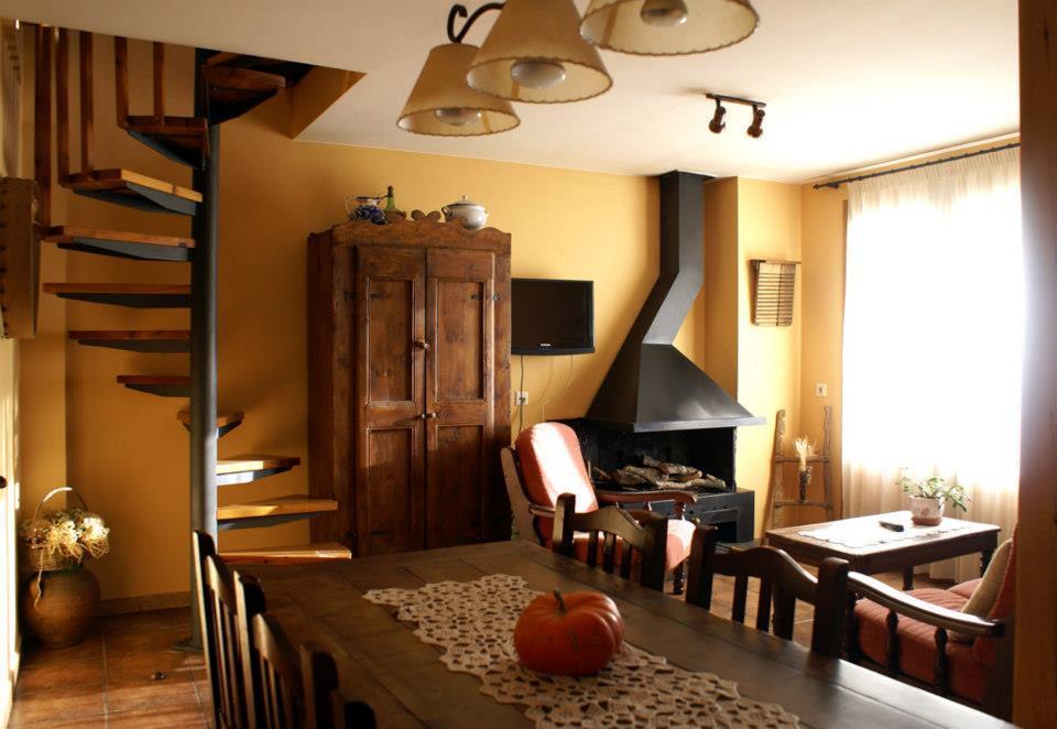 Can Janpere II Pardines Room photo